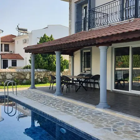 Bluberry Calis With Privat Pool فتحية