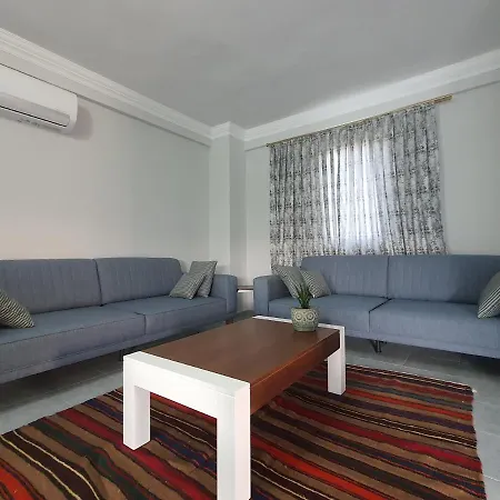 Bluberry Calis With Privat Pool 别墅 *